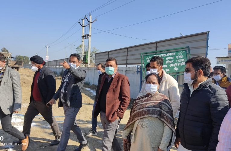 हरिद्वार में एक घंटे में 80 मीट्रिक टन कूड़े का होगा निस्तारण, डीएम और महापौर ने किया ठोस अपशिष्ट प्रबंधन संयंत्र का शुभारंभ