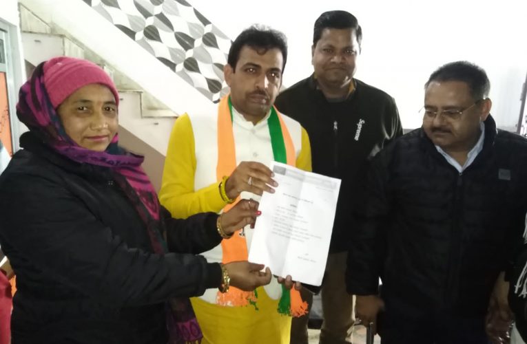 भाजपा कार्यकर्ताओं ने प्रवासी प्रभारी को सौंपा दो सूत्रीय मांगपत्र, नगर मंडल अध्यक्ष सुनील बंसल की अध्यक्षता में आयोजित हुई बैठक