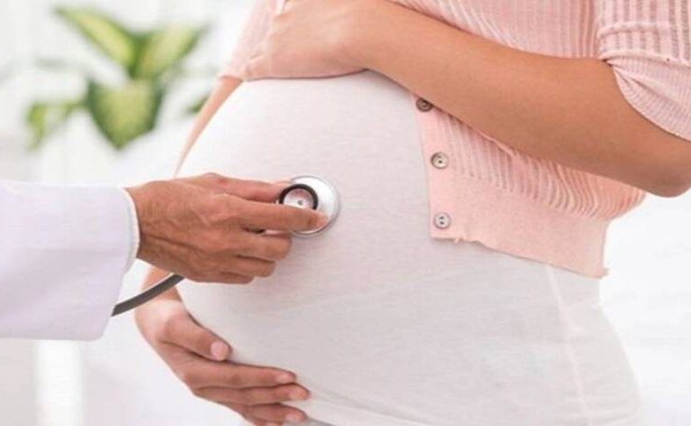 प्रेग्नेंसी में कितना होना चाहिए शुगर लेवल, जानिए- गर्भावस्था के दौरान कैसे ब्लड शुगर को करें कंट्रोल
