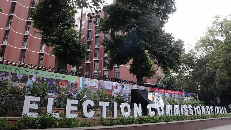 चुनाव आयोग ने चुनावी रैलियों और रोड शो पर लगी रोक को 31 जनवरी तक बढ़ाया, पहले चरण के चुनावों के लिए 28 जनवरी से सार्वजनिक बैठकें करने की अनुमति