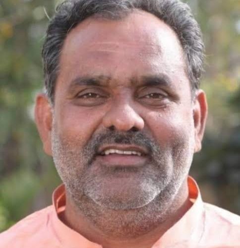 हरिद्वार ग्रामीण विधायक को नोटिस जारी, आचार संहिता का उल्लंघन करने और कोविड-19 एसओपी के मानकों का नहीं किया पालन