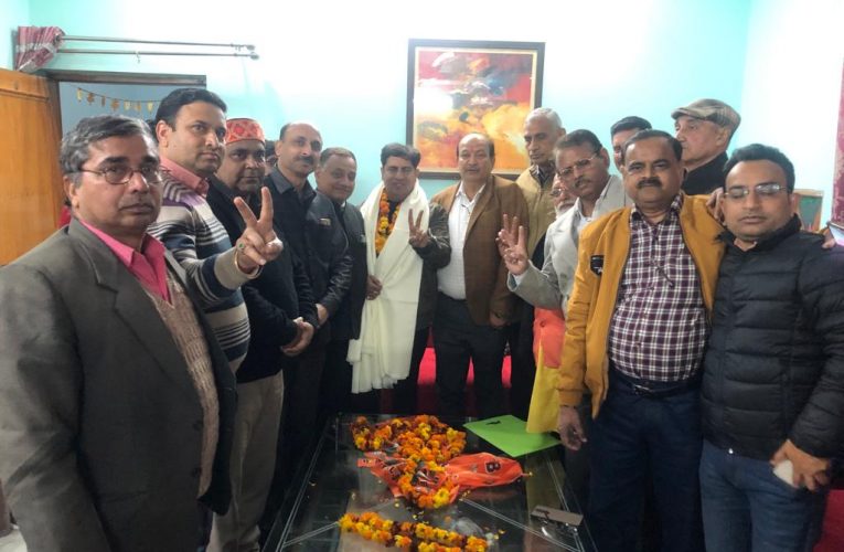 रुड़की भाजपा प्रत्याशी प्रदीप बत्रा को त्यागी समाज ने दिया समर्थन, कहा विधायक द्वारा शहर में कराए गए अनेक विकास कार्य