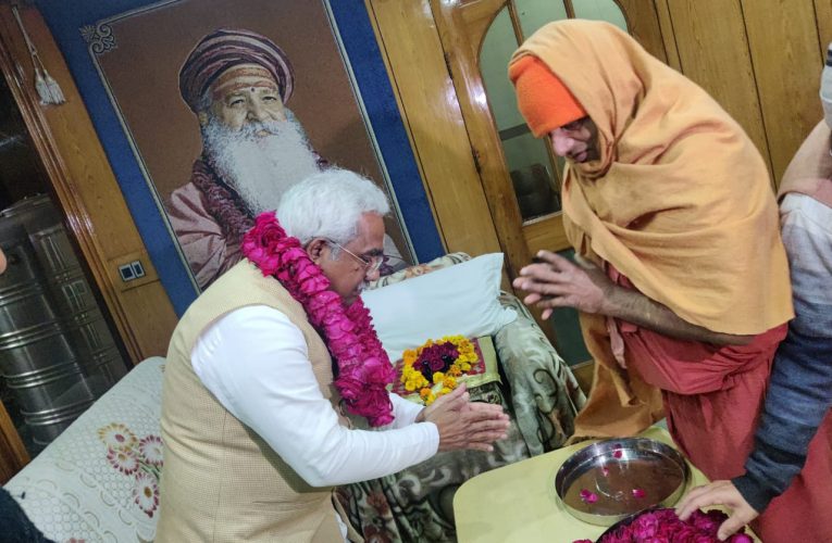 बारिश और ठंड में नहीं थमे भाजपा के कदम, लोगों ने हर जगह किया भाजपा प्रत्याशी मदन कौशिक का स्वागत और समर्थन