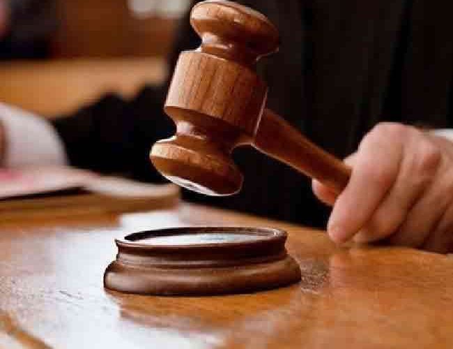 प्रेम‍िका को बुरका पहनकर उठाने की कोशिश, अधिवक्ता व पुलिस ने बचाया, प्रेमी युगल को हाईकोर्ट ने मुहैया कराई सुरक्षा