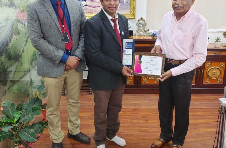कोर कॉलेज के सहायक प्रोफेसर को मिला अंतरराष्ट्रीय पुरुस्कार, शोध के क्षेत्र में विशिष्ठ उपलब्धियों में चलते मिला सम्मान