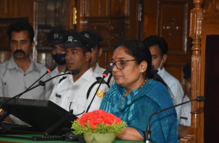 रितु भूषण खंडूरी बनीं उत्तराखंड की पहली महिला विधानसभा अध्यक्ष, विधानसभा अध्यक्ष के तौर पर पीठ पर बैठते ही रच दिया इतिहास