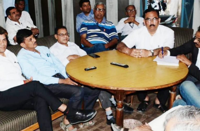 रुड़की तहसील में मल्टी स्टोरी पार्किंग बनाने का अधिवक्ता करेंगे विरोध, कहा किसी कीमत पर नहीं टूटने देंगे चैंबर