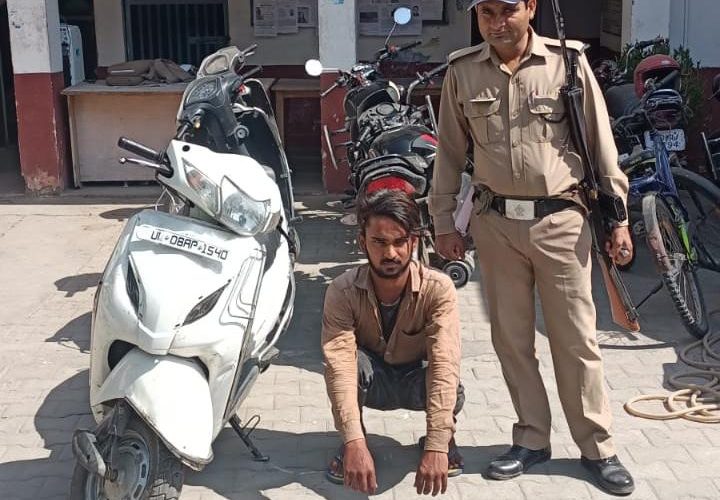 ज्वालापुर कोतवाली पुलिस ने दबोचा शराब तस्कर, अंग्रेजी शराब के 96 पव्वे बरामद