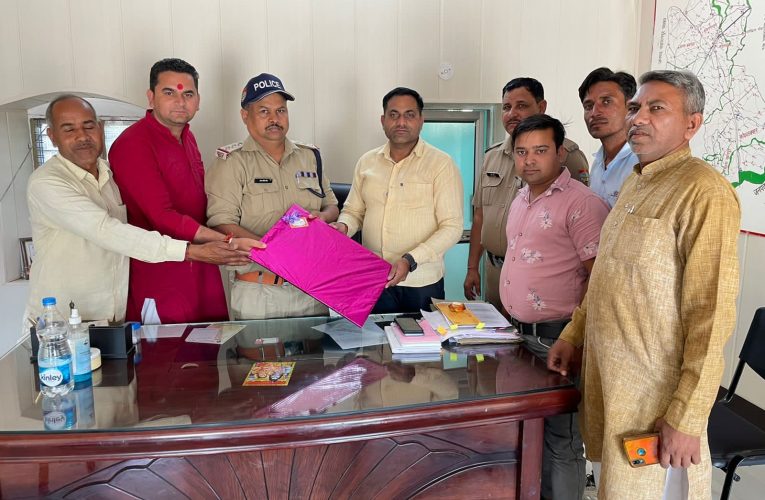 भगवानपुर नगर पंचायत के सभासदों ने किया नवनियुक्त प्रभारी निरीक्षक का स्वागत, क्षेत्र में कानून व्यवस्था को और बेहतर करने की जताई उम्मीद