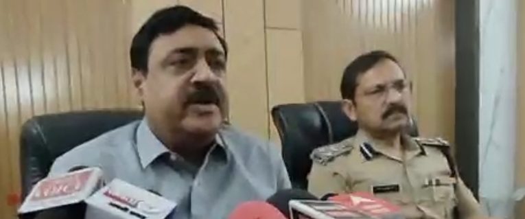 भगवानपुर तहसील के पांच गांव में धारा 144 लागू, जिलाधिकारी ने कहा किसी प्रकार की महापंचायत नही होगी, कानून व्यवस्था बिगाड़ने वालों पर की जाएगी सख्त कार्रवाई
