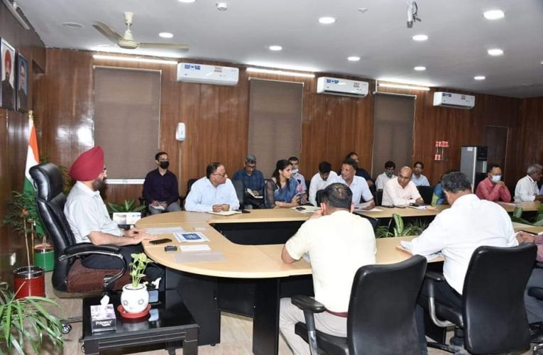 चार धाम यात्रा के सुचारू रूप से संचालन के लिए आवश्यक व्यवस्था सुनिश्चित करें जिलाधिकारी: मुख्य सचिव