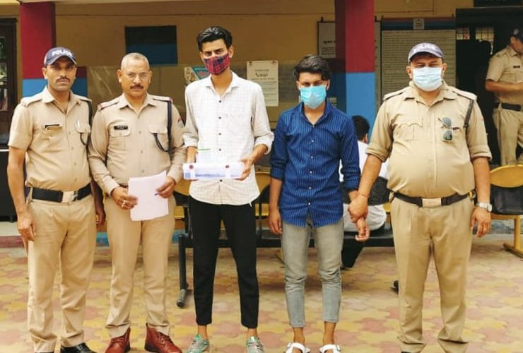 गणेशपुर रुड़की क्षेत्र की पार्षद स्वाती तोमर के कार्यालय पर फायरिंग करने वाले दो गिरफ्तार, बेइज्जती का बदला लेने के लिए की थी फायरिंग