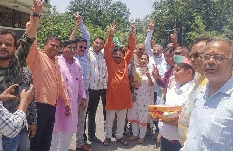 ऐतिहासिक जीत के सम्मान की असली हकदार चंपावत विधानसभा के मतदाता: डाक्टर जयपाल सिंह चौहान