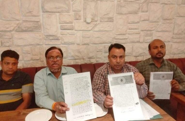 पार्षद पति पर लगाया जबरदस्ती जमीन पर हक जताने का आरोप, बोले दादईलाही जमीन का बैनामा/रजिस्ट्री उनके पास