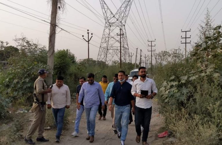 समस्याओं और आवश्यकताओं के मद्देनजर नगर पालिका क्षेत्र का भ्रमण किया गया