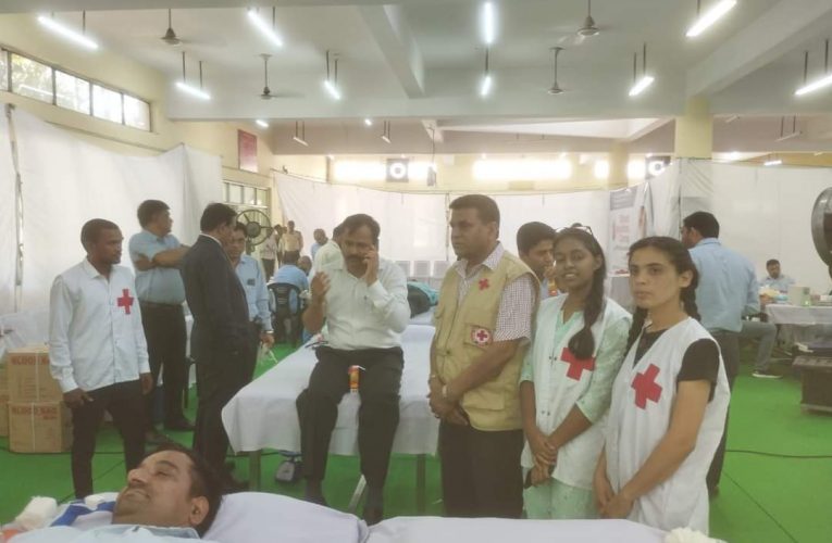 खुशियों के मौके पर रक्तदान कर समाज को अच्छा संदेश दिया जाए