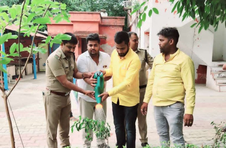 पर्यावरण संरक्षण के लिए पौधारोपण जरूरी, झबरेड़ा थाना परिसर में किया गया पौधारोपण
