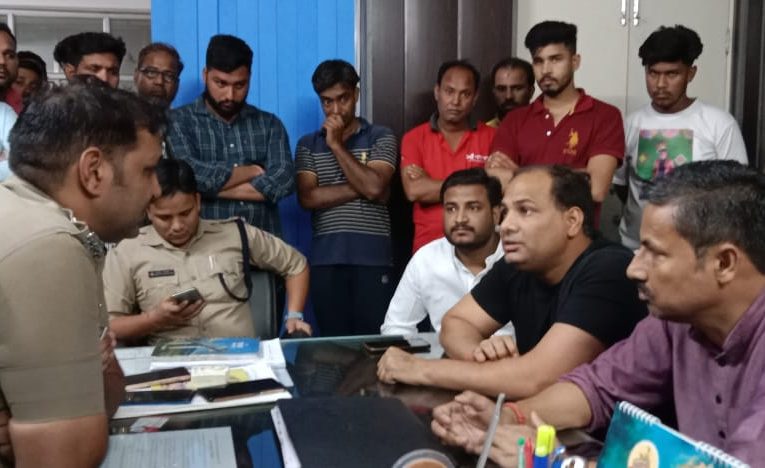 हरिद्वार: क्रिस्टल वल्र्ड घूमने आए परिवार ने कर्मचारियों पर लगाया मारपीट का आरोप
