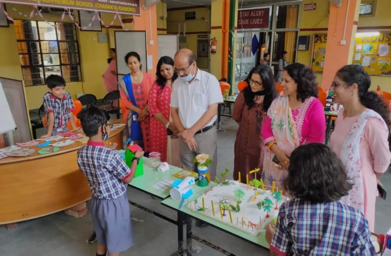 केंद्रीय विद्यालय क्रमांक –1 रूड़की में “अनुपयोगी प्लास्टिक कचरे से खिलौने, सजावटी तथा उपयोगी सामान का निर्माण” प्रतियोगिता तथा उसकी प्रदर्शनी का आयोजन