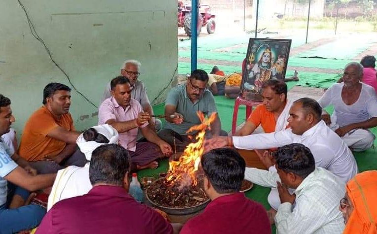 भगवान शिव शंकर ने दी मानव सेवा की सीख, कावड़ सेवा समिति हकीमपुर तुर्रा की ओर से कावड़ शिविर का शुभारम्भ