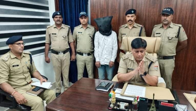 कलियर पुलिस ने कुछ घंटे में ही कर दिया लूट की घटना का खुलासा, लूटी गई बाइक समेत एक बदमाश गिरफ्तार