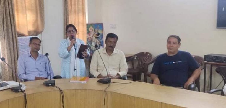 समग्र शिक्षा योजना और नई शिक्षा नीति पर भी व्यापक चर्चा की