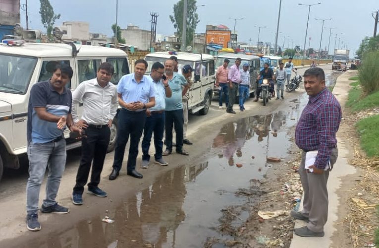 एसडीएम ने किया कांवड़ मेला रूट को लेकर मार्ग का निरीक्षण किया, सड़कों के गड्ढे दुरस्त करने में दिए निर्देश