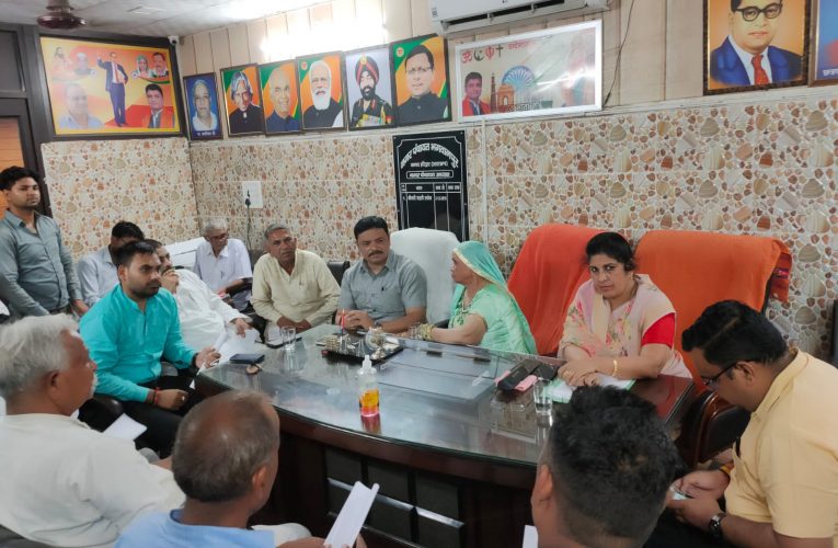 भगवानपुर नगर पंचायत बोर्ड बैठक में 225 विकास कार्य के प्रस्ताव पारित, अध्यक्ष प्रतिनिधि बोले- क्षेत्र के विकास में कोई कसर नहीं छोड़ी जाएगी