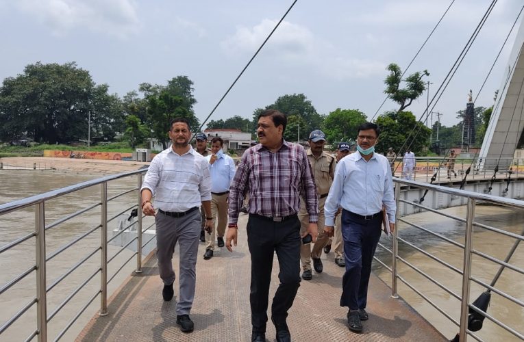 बुधवार को हरिद्वार भ्रमण पर रहेंगे सीएम धामी, करेंगे कावड़ियों का स्वागत, डीएम विनय शंकर पाण्डेय ने कार्यक्रम स्थल पर व्यवस्थाओं का लिया जायजा