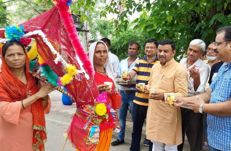 कांवड़ियों की सेवा करना बड़ा ही पुण्य का कार्य: गौरव गोयल, अपना परिवार सेवा समित की ओर से कावड़ सेवा शिविर का आयोजन