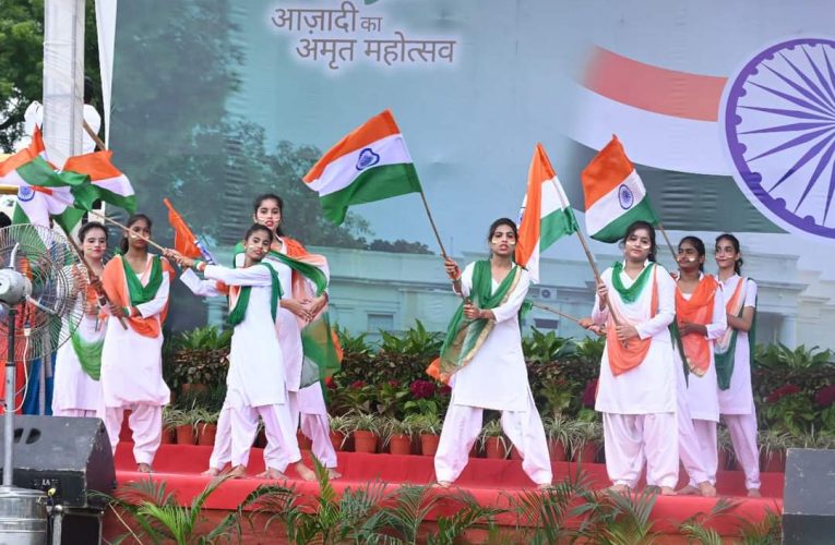 आजादी का अमृत महोत्सव: आईआईटी रुड़की ने अपनी स्थापना के 175वें वर्ष में ’75वां’ स्वतंत्रता दिवस बड़े स्तर पर मनाया