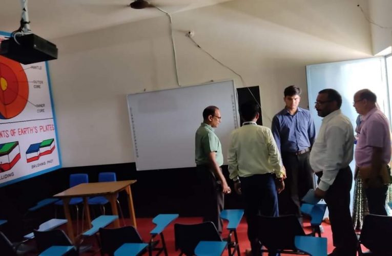 आंगनबाड़ी केंद्रों और स्कूलों की व्यवस्था बेहतर रखी जाए, आंगनबाड़ी केन्द्र ग्राम पंचायत जसवावाला तथा राजकीय जूनियर हाईस्कूल रोशनाबाद का निरीक्षण किया गया
