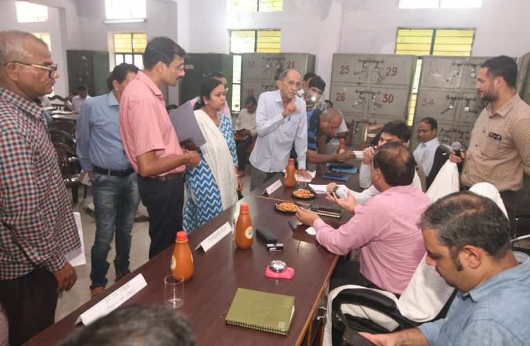 तहसील दिवस में आईं 35 समस्याएं, अधिकतर समस्याओं का मौके पर ही निस्तारण, डीएम की अध्यक्षता में तहसील दिवस का आयोजन