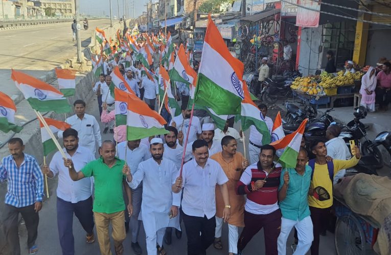 भगवानपुर नगर पंचायत में निकाली गई तिरंगा रैली, अध्यक्ष प्रतिनिधि सुबोध राकेश ने कहा तिरंगा हर भारतीय की शान