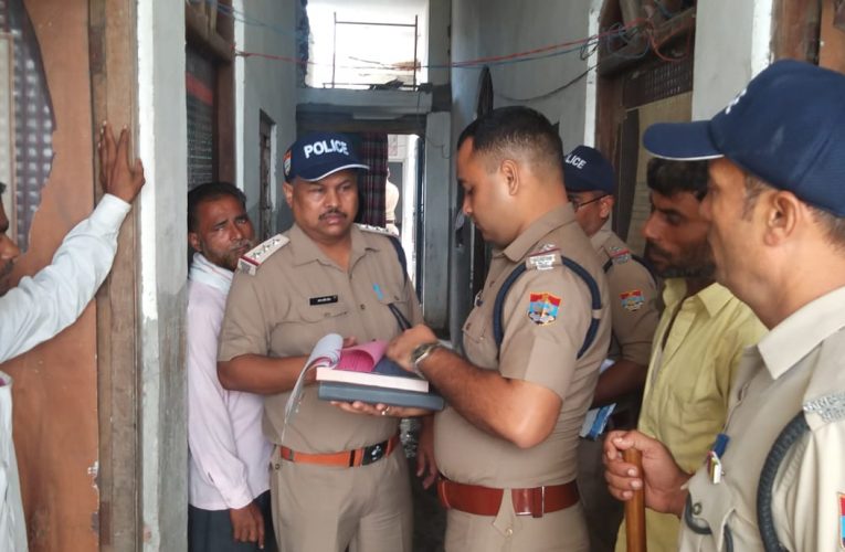 भगवानपुर पुलिस ने औद्योगिक क्षेत्र में चलाया सत्यापन, 75 के सत्यापन और 32 पर जुर्माना लगाया