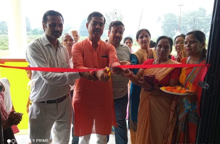 बच्चों की शिक्षा के लिए बेहतर व्यवस्थाएं जरूरी: आदेश चौहान