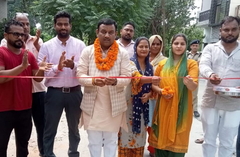 रुड़की नगर निगम के सभी वार्डों में विकास कार्य तीव्र गति से संपन्न कराए जा रहे: मेयर गौरव गोयल