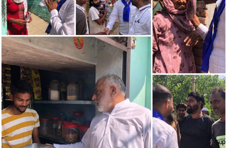 चोली शहाबुद्दीनपुर जिला पंचायत सीट से असपा प्रत्याशी खालिद पुंडीर ने डोर टू डोर जाकर मांगे वोट, बोले- मौका मिला तो विकास कार्यों पर रखेंगे पूरा फोकस