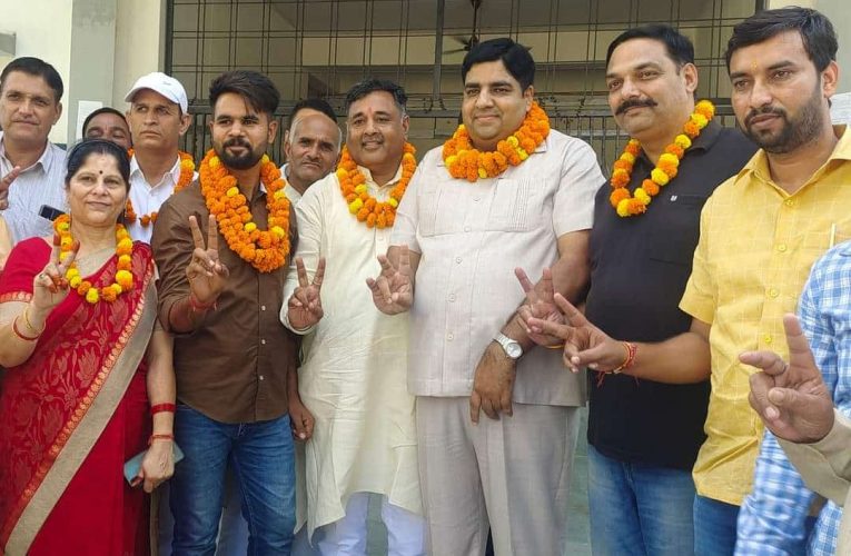 नारसन ब्लॉक के ज्येष्ठ प्रमुख पद पर भाजपा समर्थित विक्रांत राठी जीते, भाजपा के कई पदाधिकारी और कार्यकर्ता रहे मौजूद