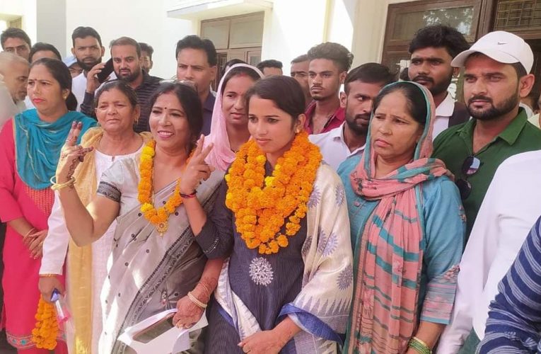 जनता की उम्मीद और आशाओं पर खरा उतरेंगे, भगवानपुर में प्रमुखों को दिलाई गई शपथ