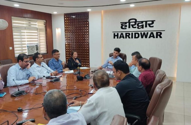 सीडीओ प्रतीक जैन ने अधिकारियों की ली बैठक, हरिद्वार महोत्सव की रूपरेखा की गई तैयार