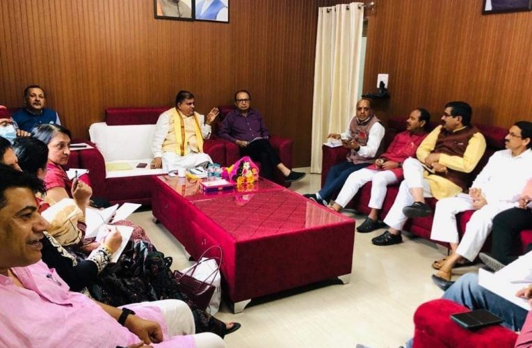 उत्तराखंड भाजपा ने आगामी कार्यक्रमों की रूपरेखा तैयार की, भाजपा प्रदेश अध्यक्ष महेंद्र भट्ट ने मीडिया से बातचीत में पार्टी के अगले महीने की योजनाओं के बारे में बताया