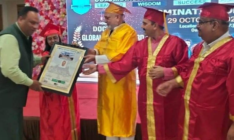 शिक्षक संजय वत्स को “ग्लोबल ग्रीन अवार्ड 2022” से किया सम्मानित