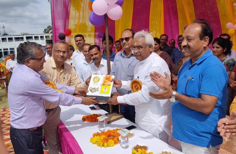 राज्य बनने के बाद कई खिलाड़ी उभरकर आए: मदन कौशिक, त्रि-दिवसीय जनपदीय प्रारम्भिक शिक्षा एथलेटिक्स एवं सांस्कृतिक क्रीड़ा प्रतियोगिताओं का शुभारंभ