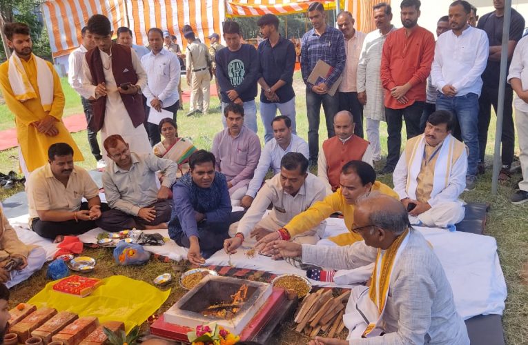 16 अक्तूबर को राष्ट्रीय शिक्षा नीति की उच्च शिक्षा में लॉन्चिंग होगी, उत्तराखंड संस्कृत विश्वविद्यालय में 24 कमरों के भवन का भूमि पूजन