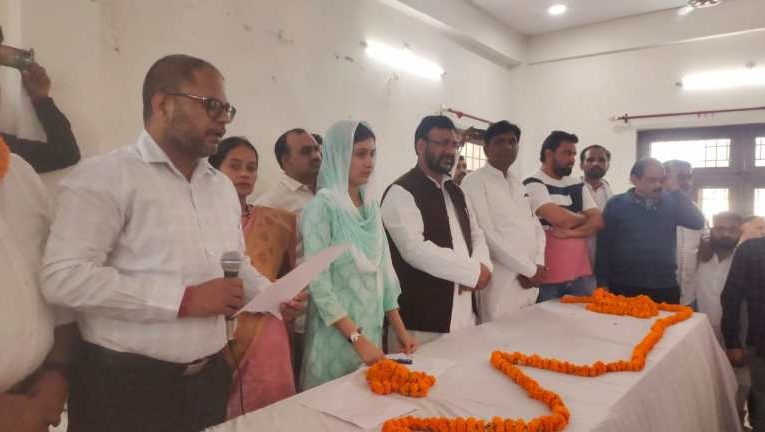 प्रधानमंत्री के विजन को आगे बढ़ाते हुए ग्रामीण क्षेत्रों का विकास किया जाएगा, राव लुबना ने रुड़की ब्लाक प्रमुख पद की ली शपथ