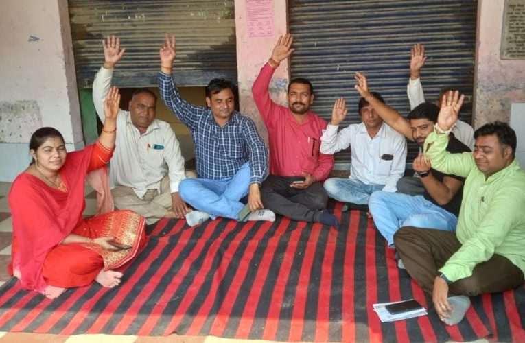 तेज्जुपुर और चुड़ियाला सहकारी समितियों में कर्मचारियों की नियुक्तियों को निरस्त करने के विरोध में हड़ताल शुरू