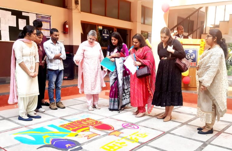 आई०एम०एस० रूड़की में दीपावली फैस्ट का आयोजन