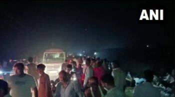 बड़ा हादसाः तीर्थयात्रियों से भरी ट्रैक्टर ट्राली पलटी, 11 बच्चों समेत 27 की मौत, पीएम मोदी ने जताया दुख, किया आर्थिक मदद का ऐलान