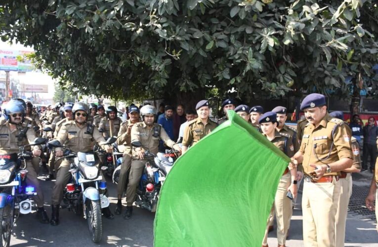 हरिद्वार में अब अलग ड्रेस कोड में दिखेगी चीता पुलिस, एससएसपी ने हरी झंडी दिखाकर किया रवाना, आमजन की समस्याओं के तत्काल निराकरण के दिए निर्देश